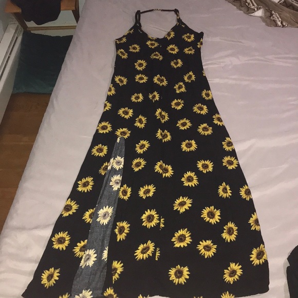 Dresses & Skirts - Sunflower Open Back Maxi Slit Dress